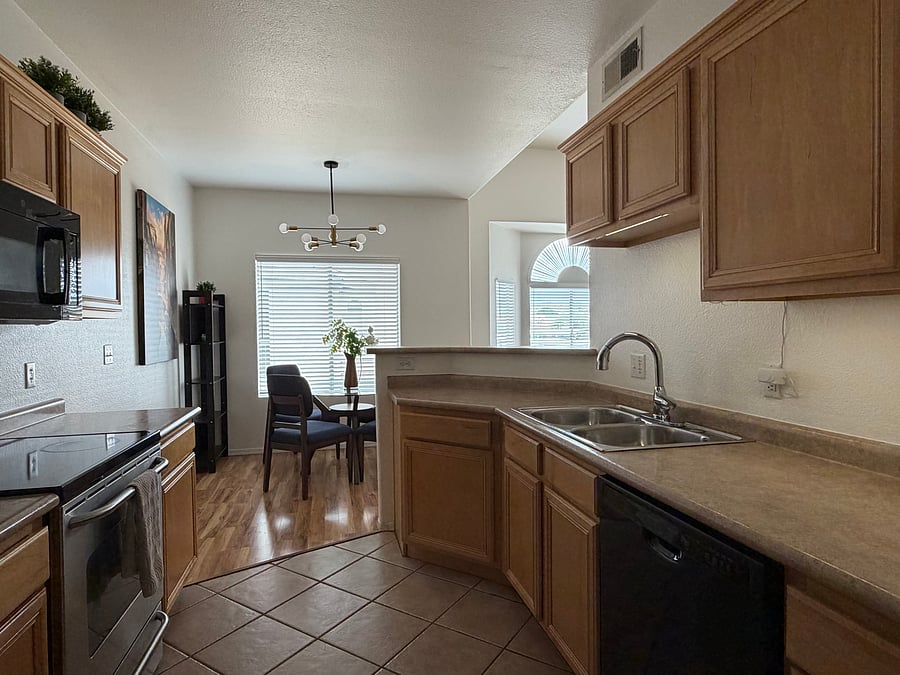 Furnished Finder property 1051364_1 photo 15