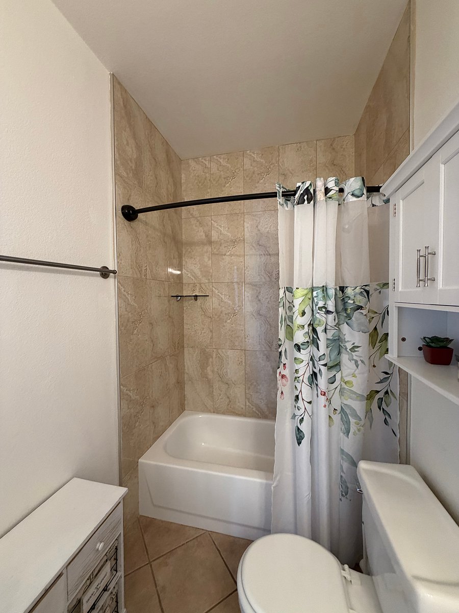 Furnished Finder property 1051364_1 photo 21