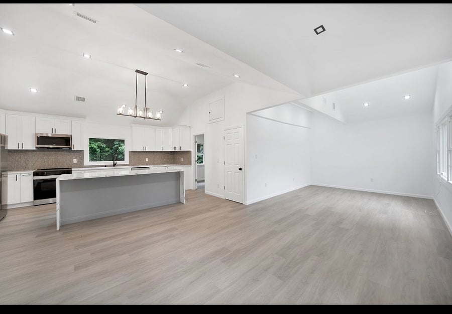 Furnished Finder property 1051371_1 photo 9