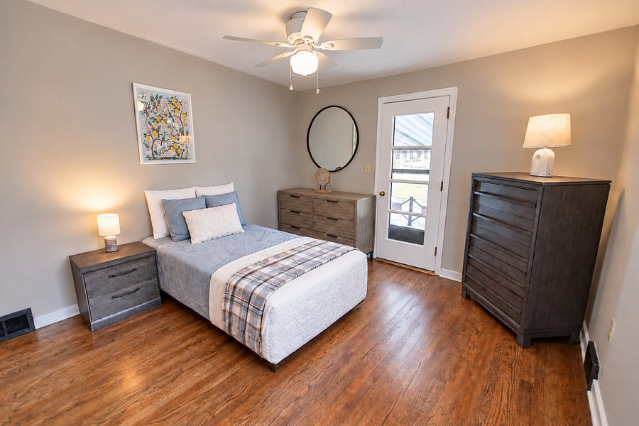 Twin Bedroom