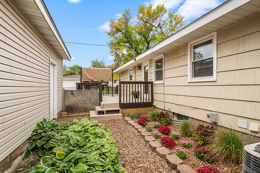 Furnished Finder property 1051385_1 photo 25