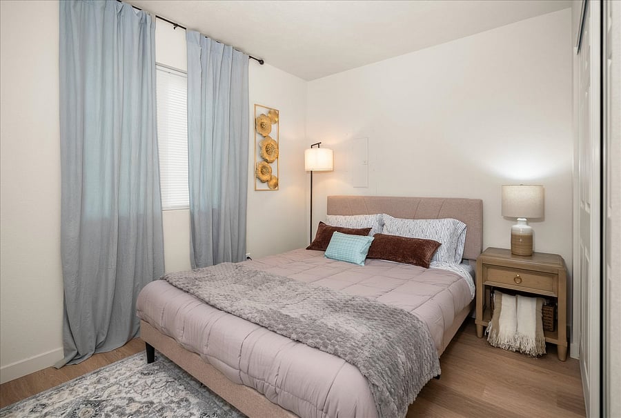 Furnished Finder property 1051399_1 photo 12