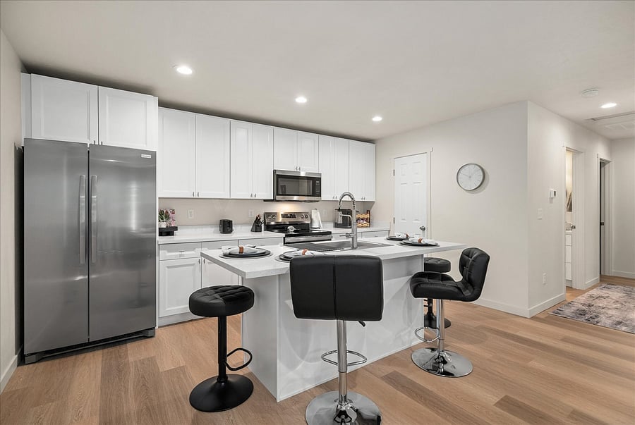 Furnished Finder property 1051399_1 photo 3