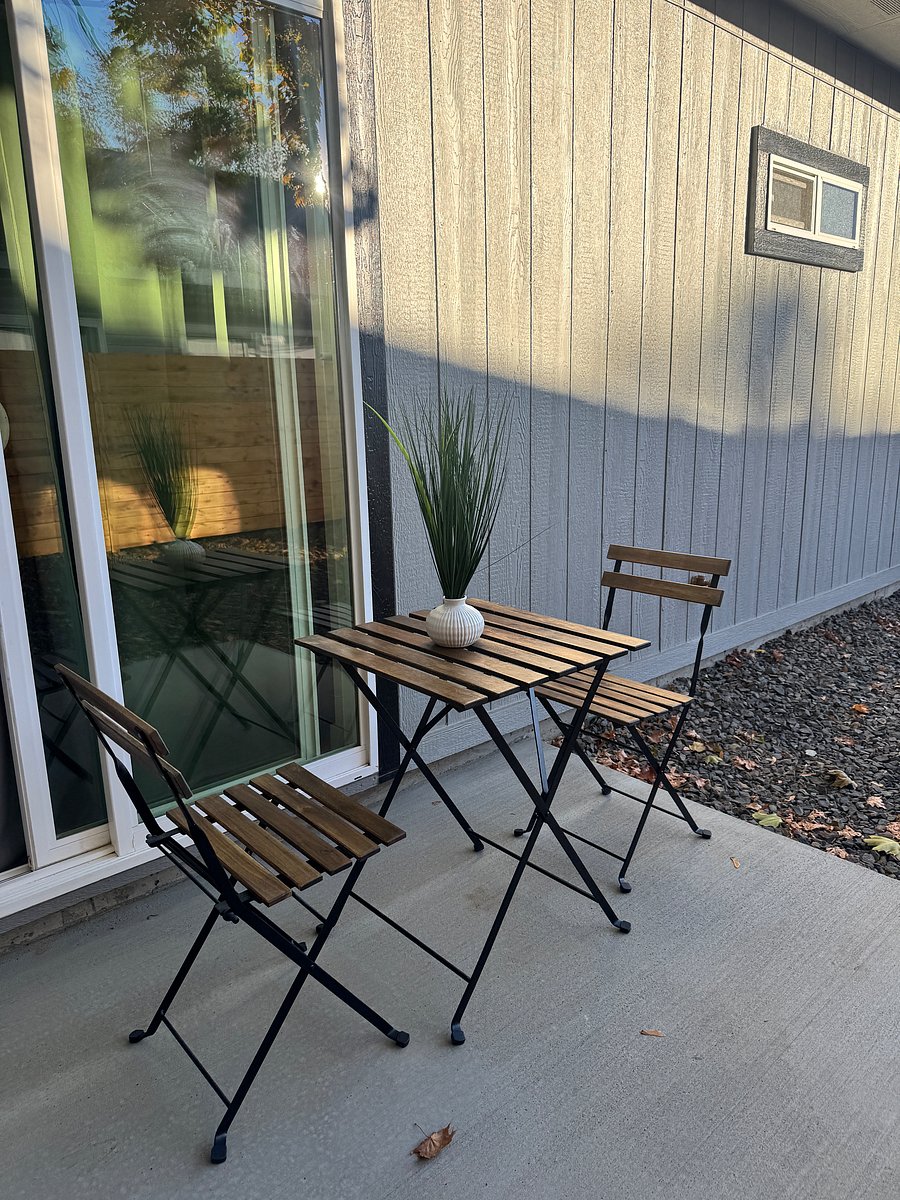 Furnished Finder property 1051399_1 photo 22