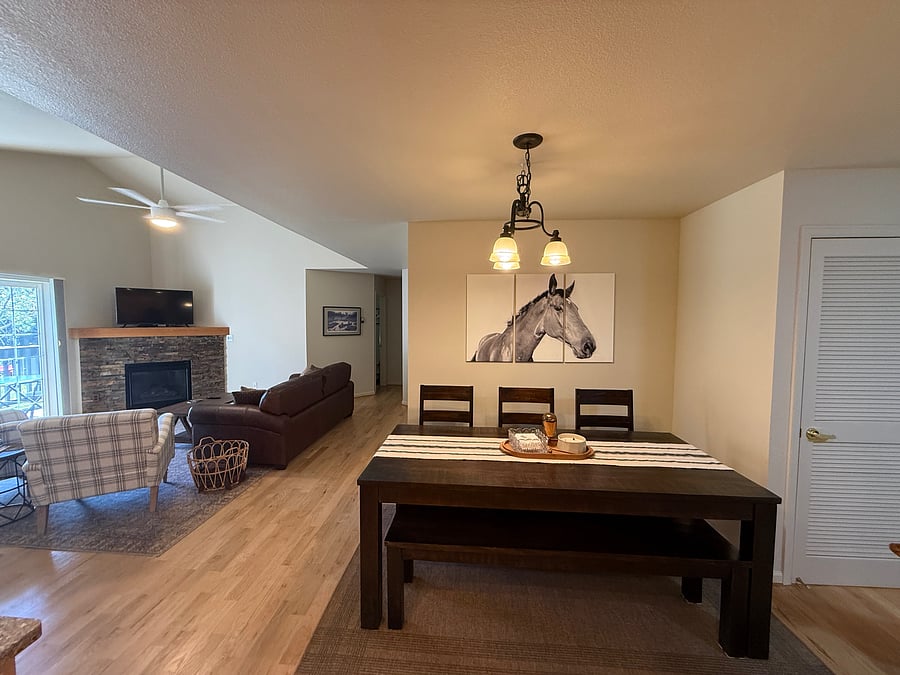 Furnished Finder property 1051407_1 photo 4