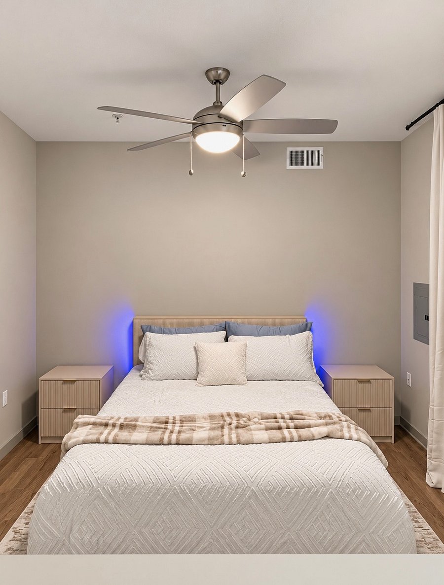 queen bed with memory foam mattress
