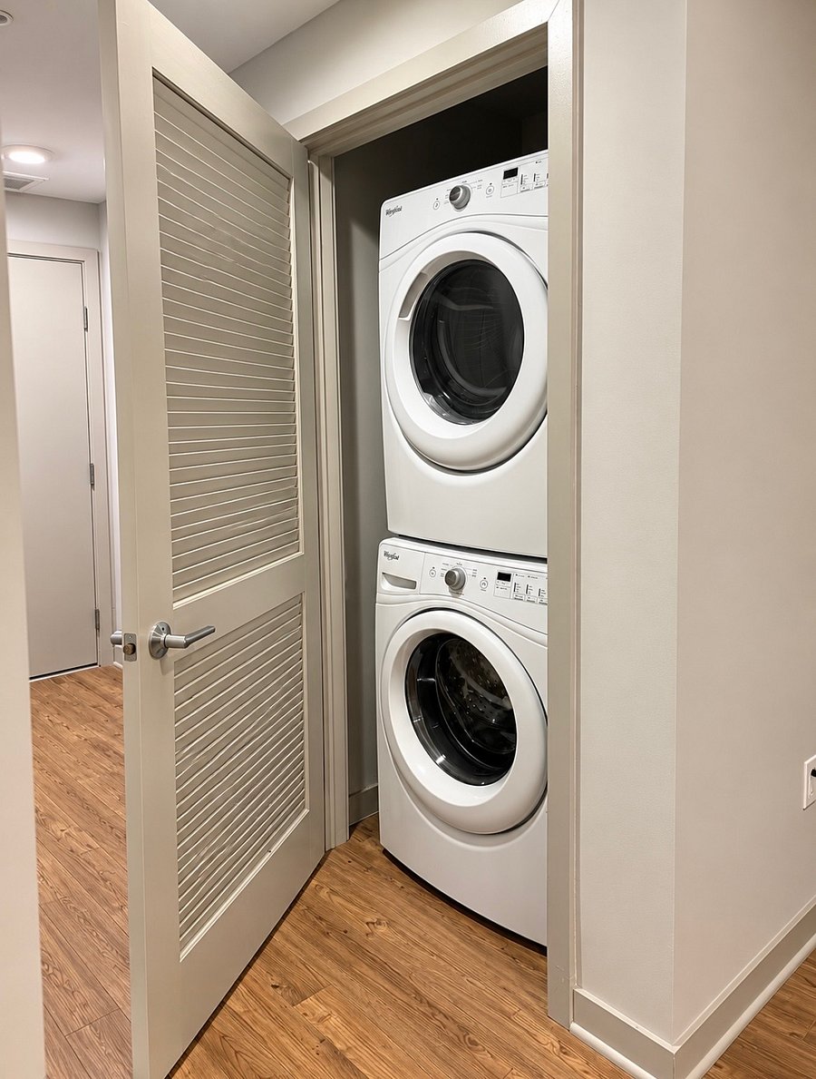 washer & dryer in unit 