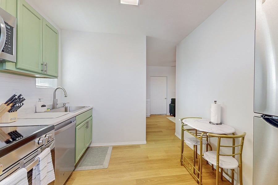 Furnished Finder property 1051430_1 photo 12