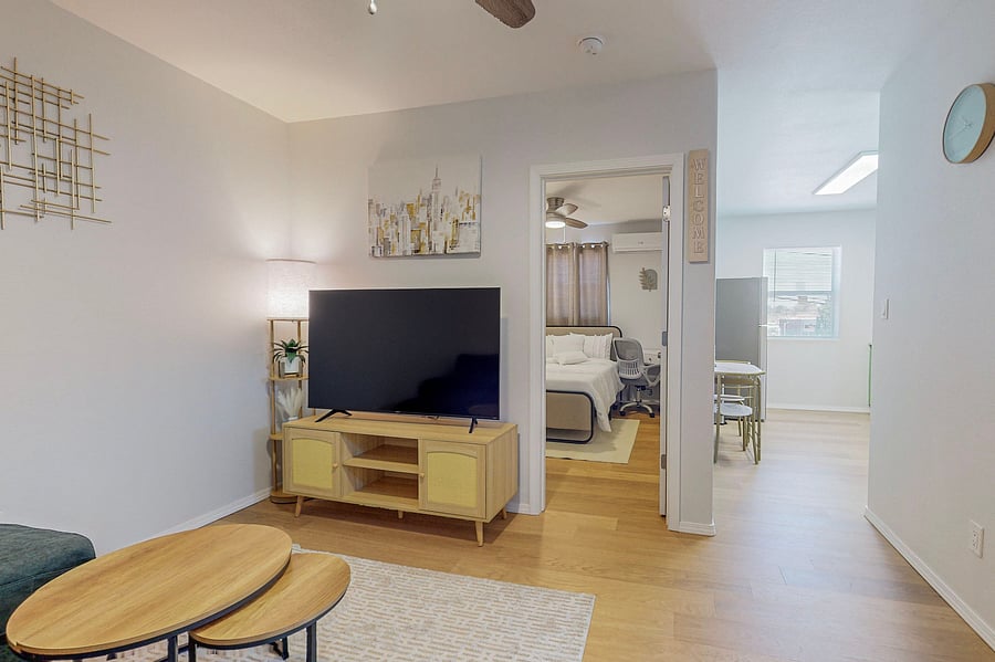 Furnished Finder property 1051430_1 photo 2