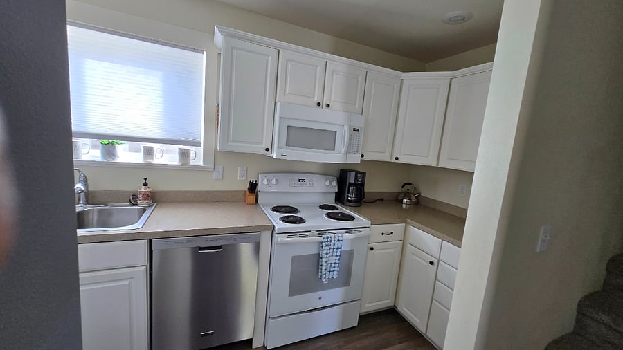Furnished Finder property 1051455_1 photo 6