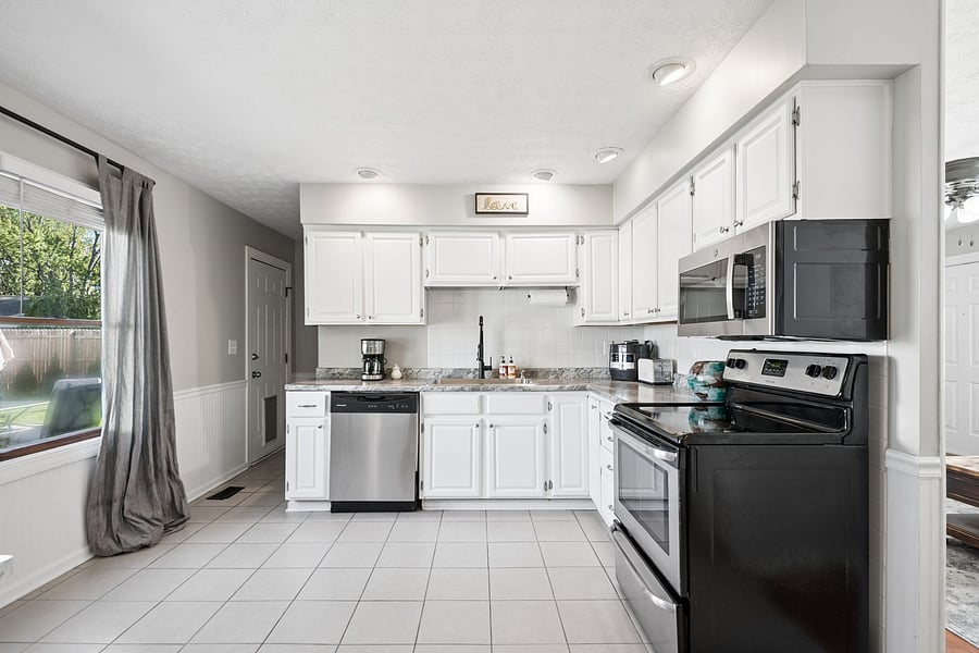 Furnished Finder property 1051469_1 photo 8