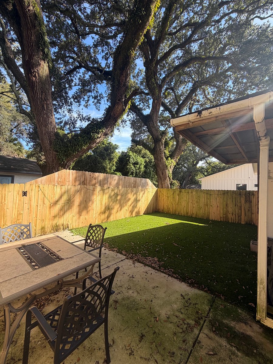 Furnished Finder property 1051475_1 photo 12