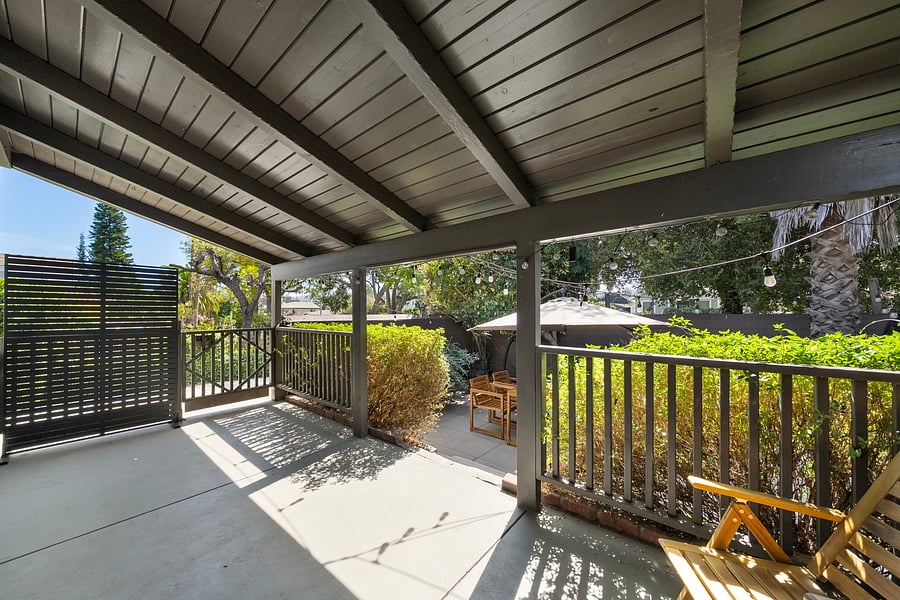 Furnished Finder property 1051525_1 photo 2