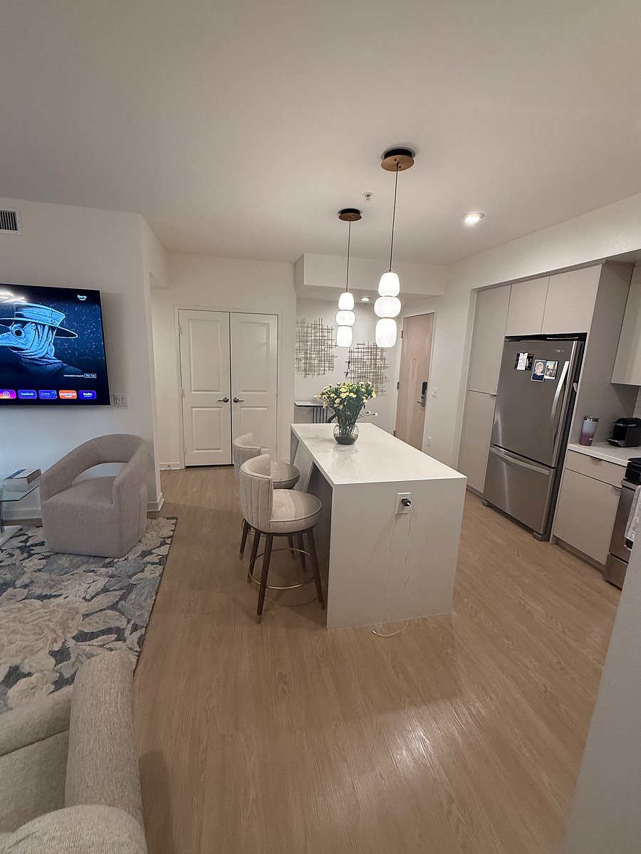 Furnished Finder property 1051527_1 photo 2