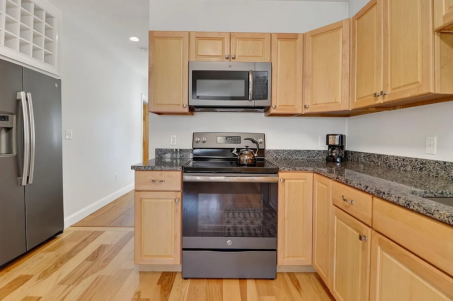 Furnished Finder property 1051537_1 photo 3