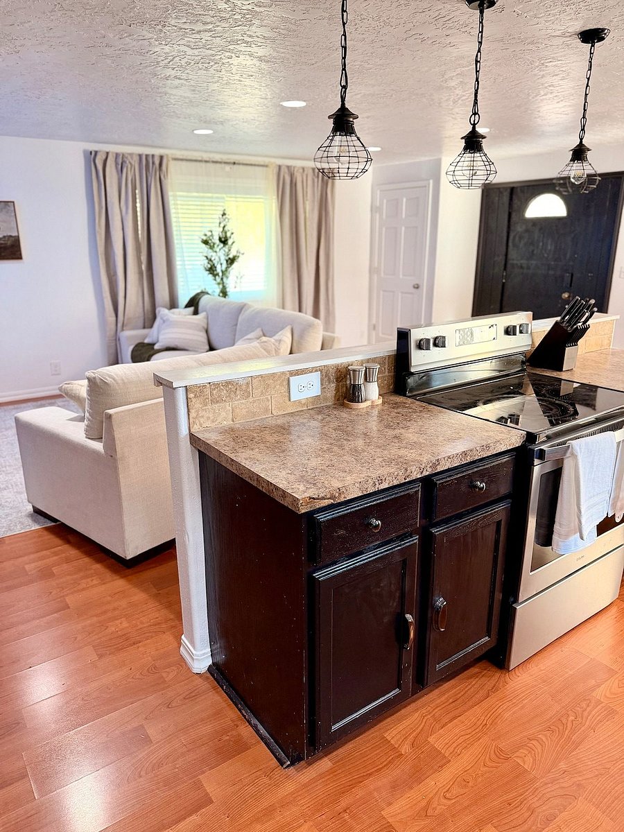 Furnished Finder property 1051550_1 photo 4