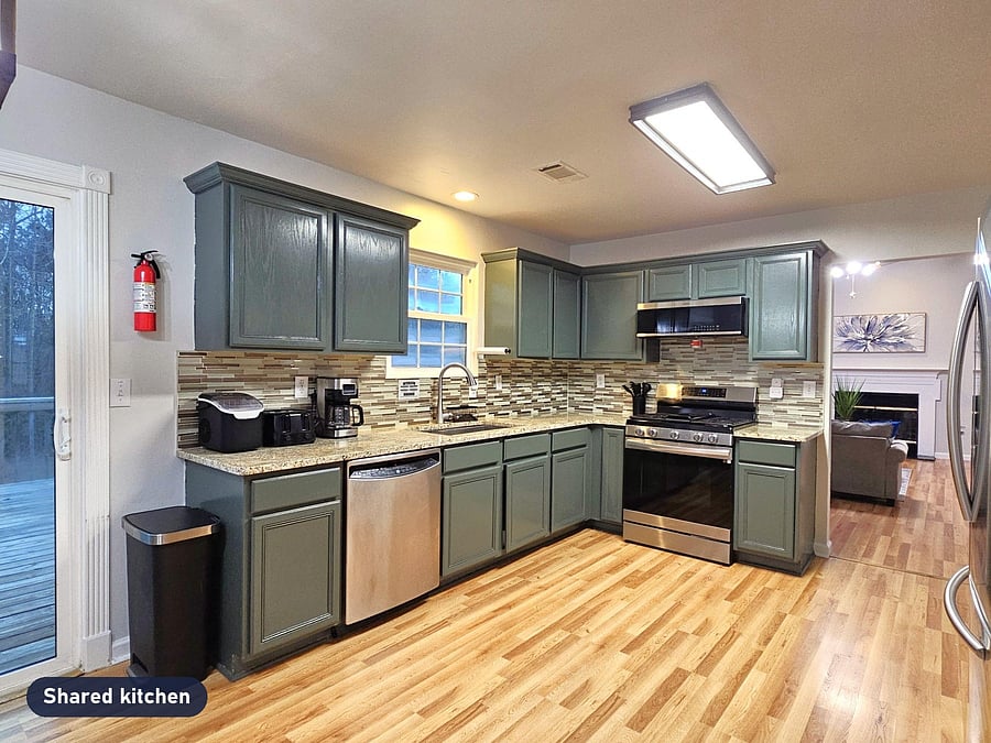 Furnished Finder property 1051558_1 photo 13