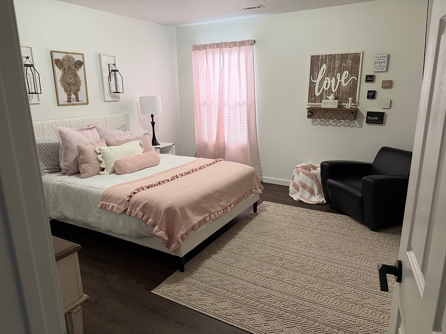 Furnished Finder property 1051563_1 photo 1