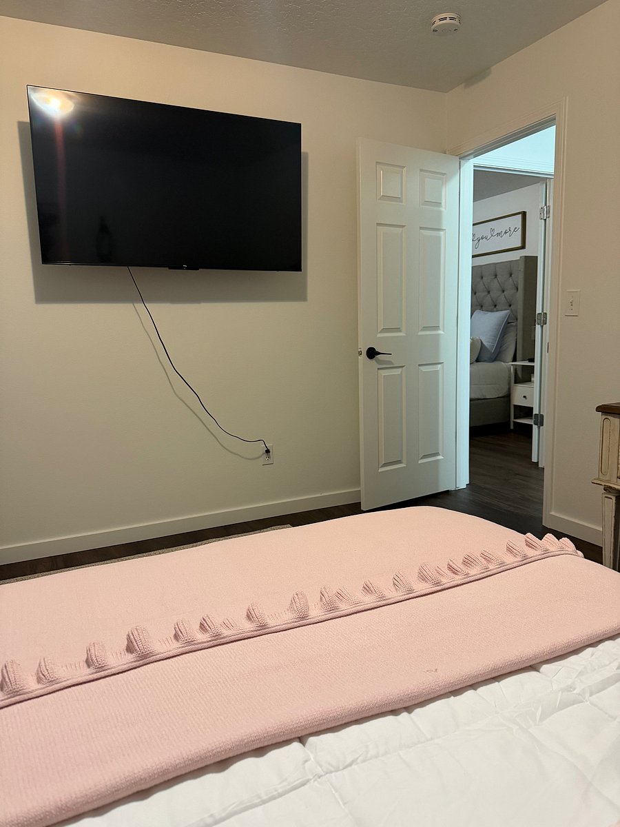 Furnished Finder property 1051563_1 photo 16