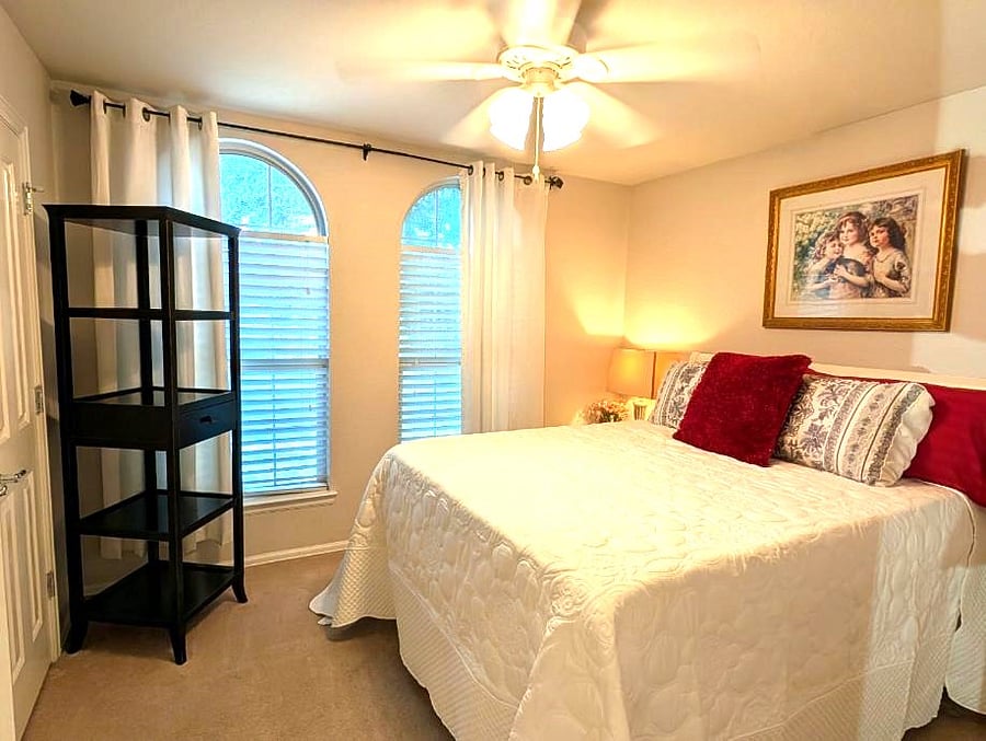 Furnished Finder property 1051580_1 photo 14