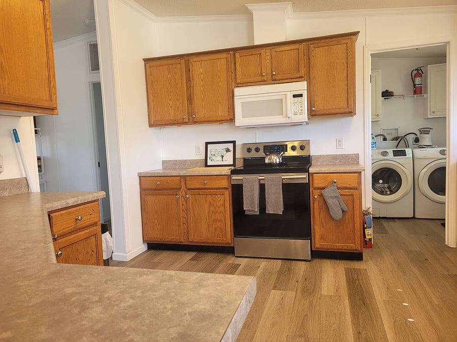 Furnished Finder property 1051587_1 photo 3