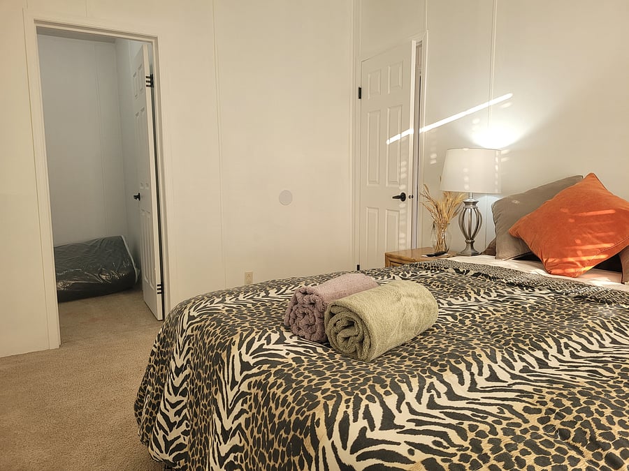 Furnished Finder property 1051587_1 photo 12