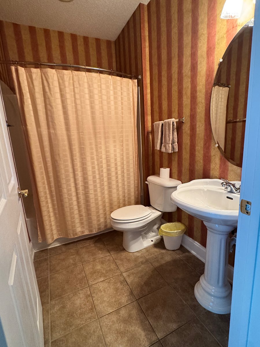 Furnished Finder property 1051593_1 photo 8