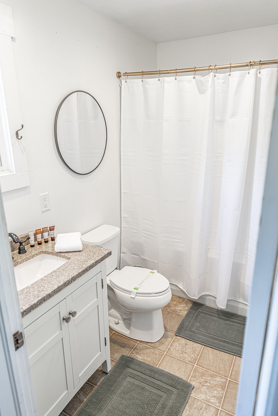 Furnished Finder property 1051597_1 photo 38