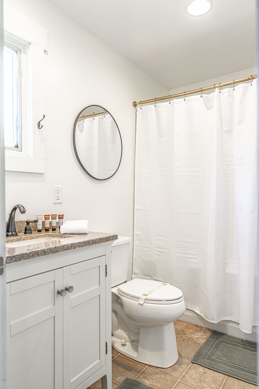 Furnished Finder property 1051597_1 photo 37