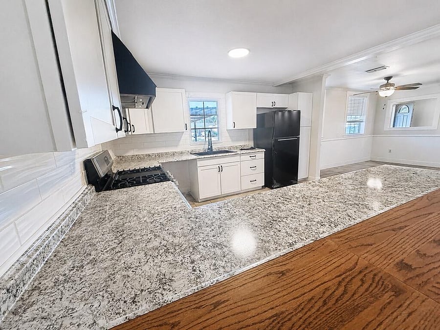 Furnished Finder property 1051598_1 photo 7