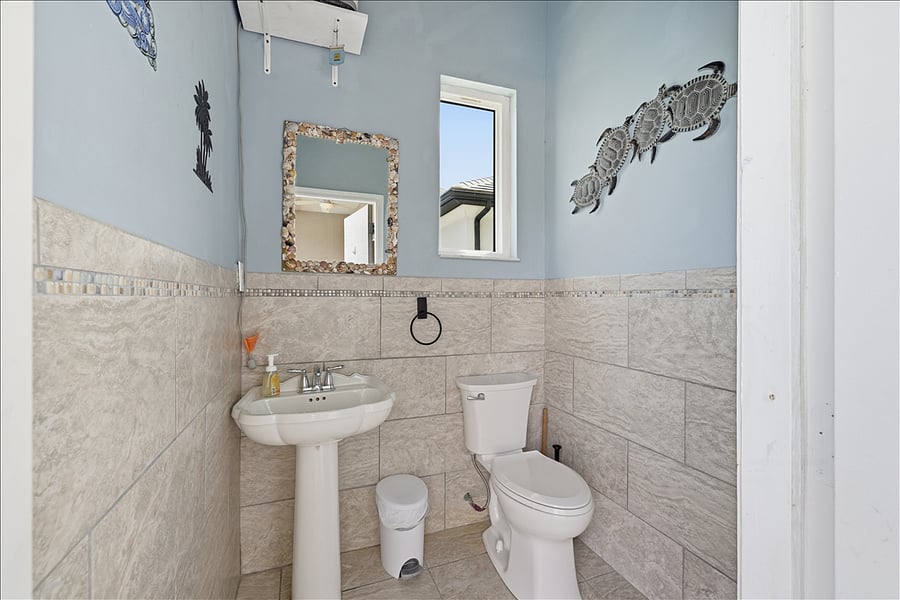 Furnished Finder property 1051600_1 photo 38