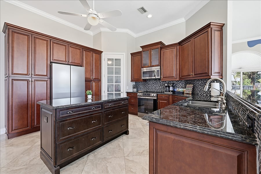 Furnished Finder property 1051600_1 photo 14