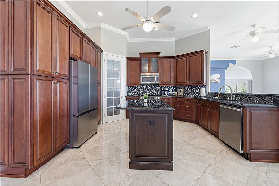 Furnished Finder property 1051600_1 photo 13