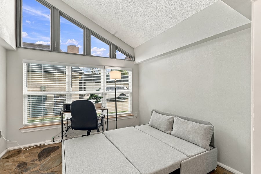 Furnished Finder property 1051601_1 photo 17