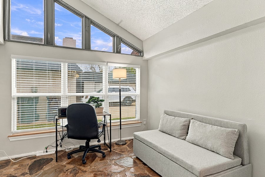 Furnished Finder property 1051601_1 photo 16