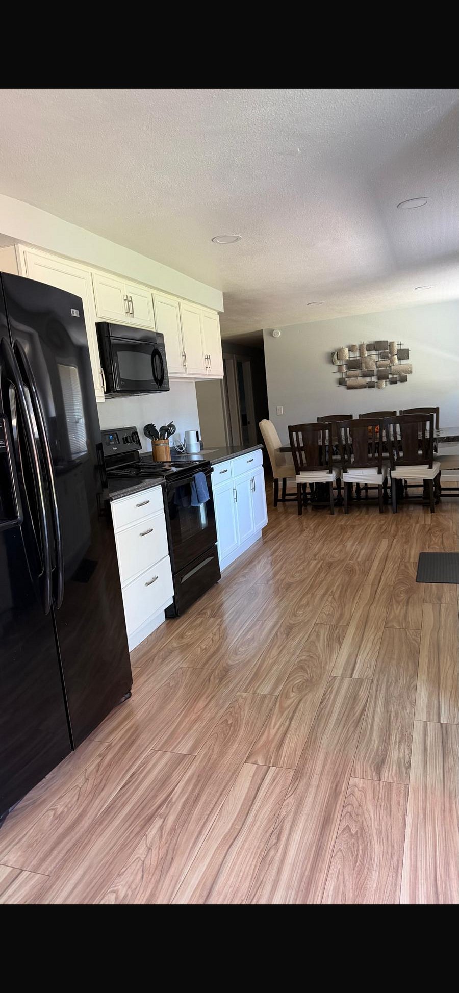 Furnished Finder property 1051603_1 photo 3