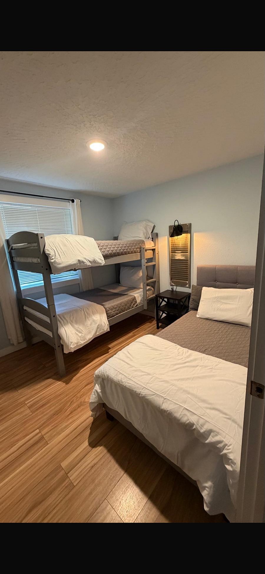 Furnished Finder property 1051603_1 photo 16