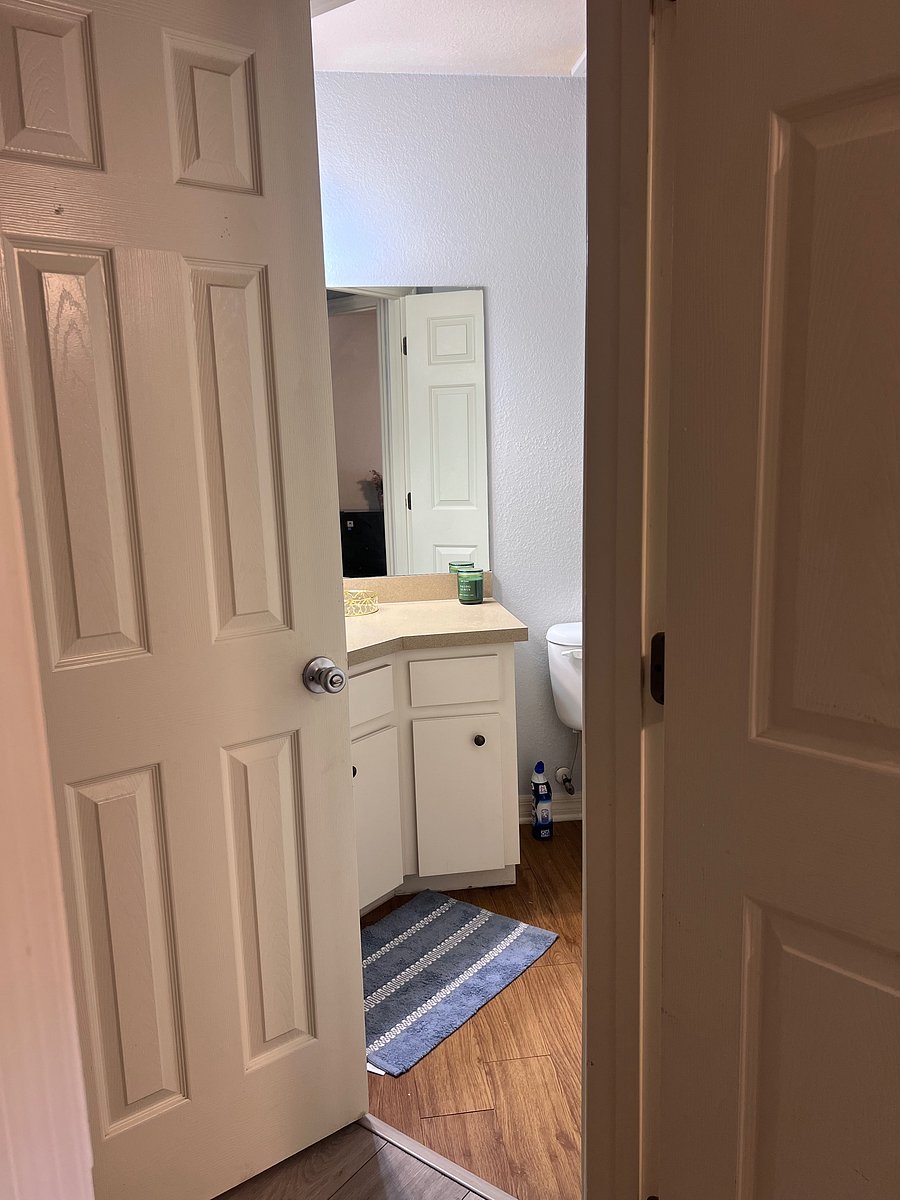 Furnished Finder property 1051605_1 photo 6