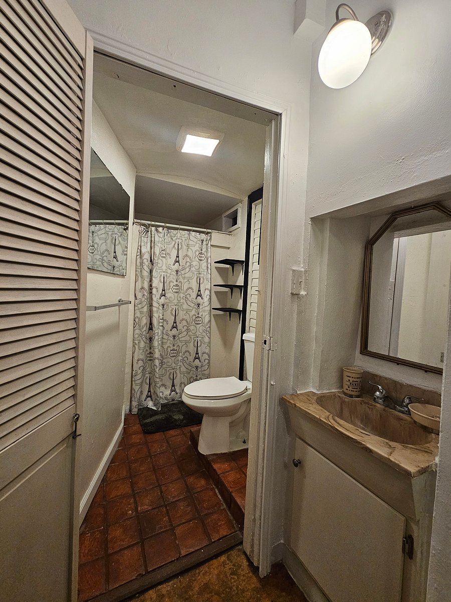 Furnished Finder property 1051609_1 photo 5
