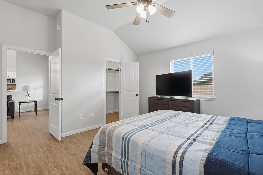 Furnished Finder property 1051610_1 photo 16