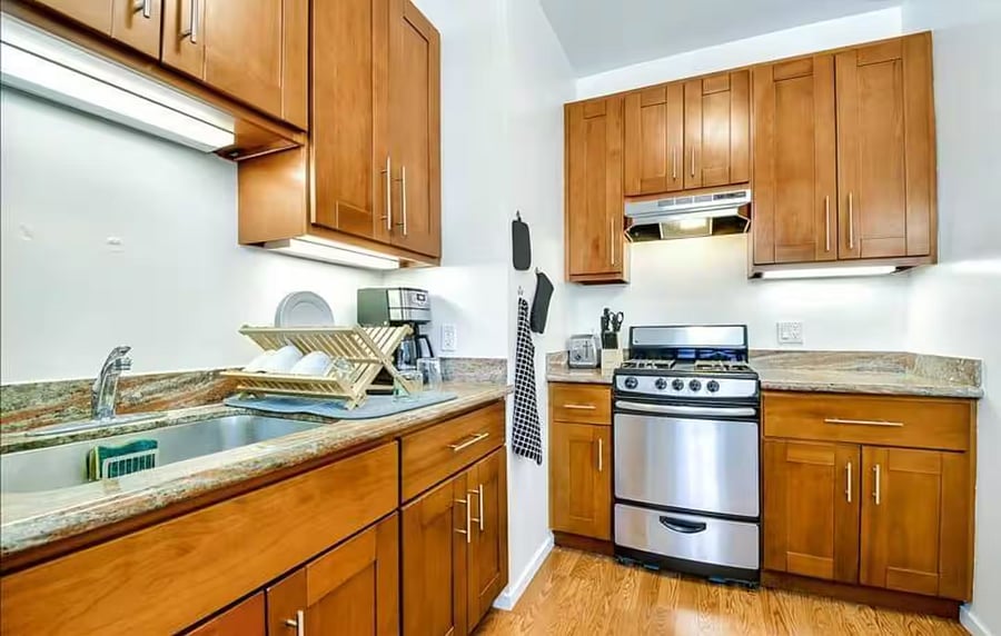 Furnished Finder property 1051626_1 photo 3