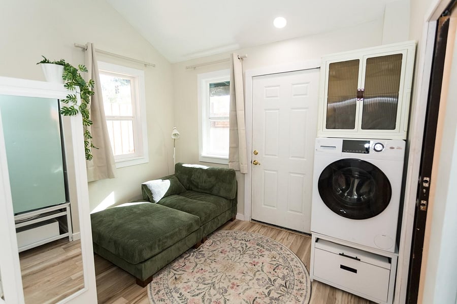 Furnished Finder property 1051659_1 photo 10