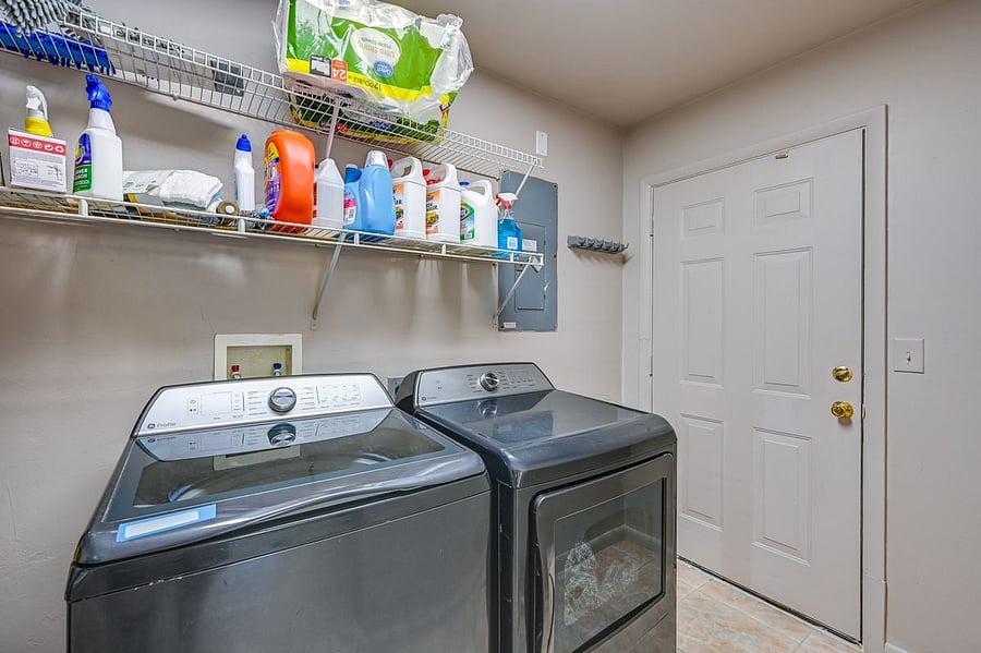 Furnished Finder property 1051661_1 photo 18