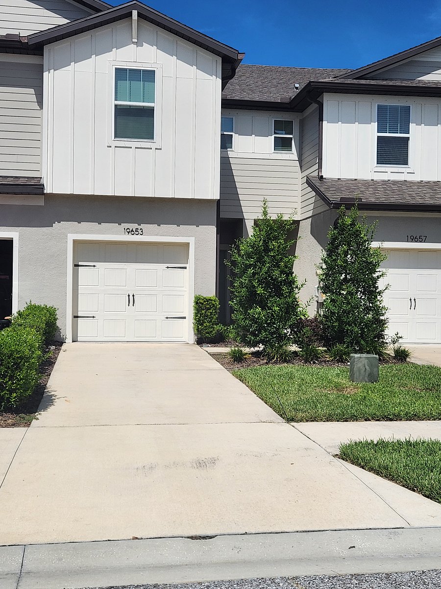 Furnished Finder property 1051683_1 photo 2