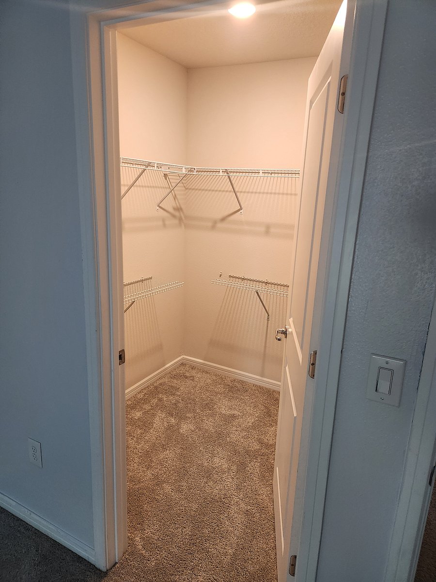 Furnished Finder property 1051683_1 photo 20