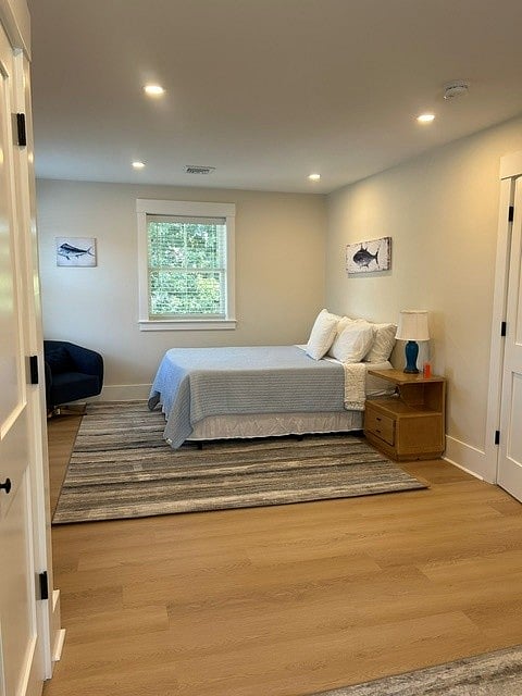 3rd bedroom with queen & bunk bed