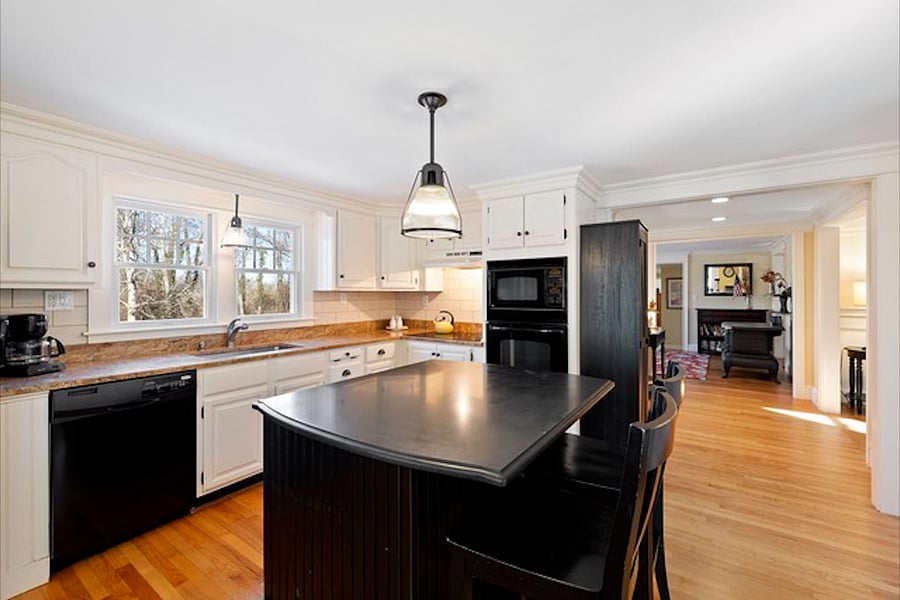 Furnished Finder property 1051727_1 photo 3
