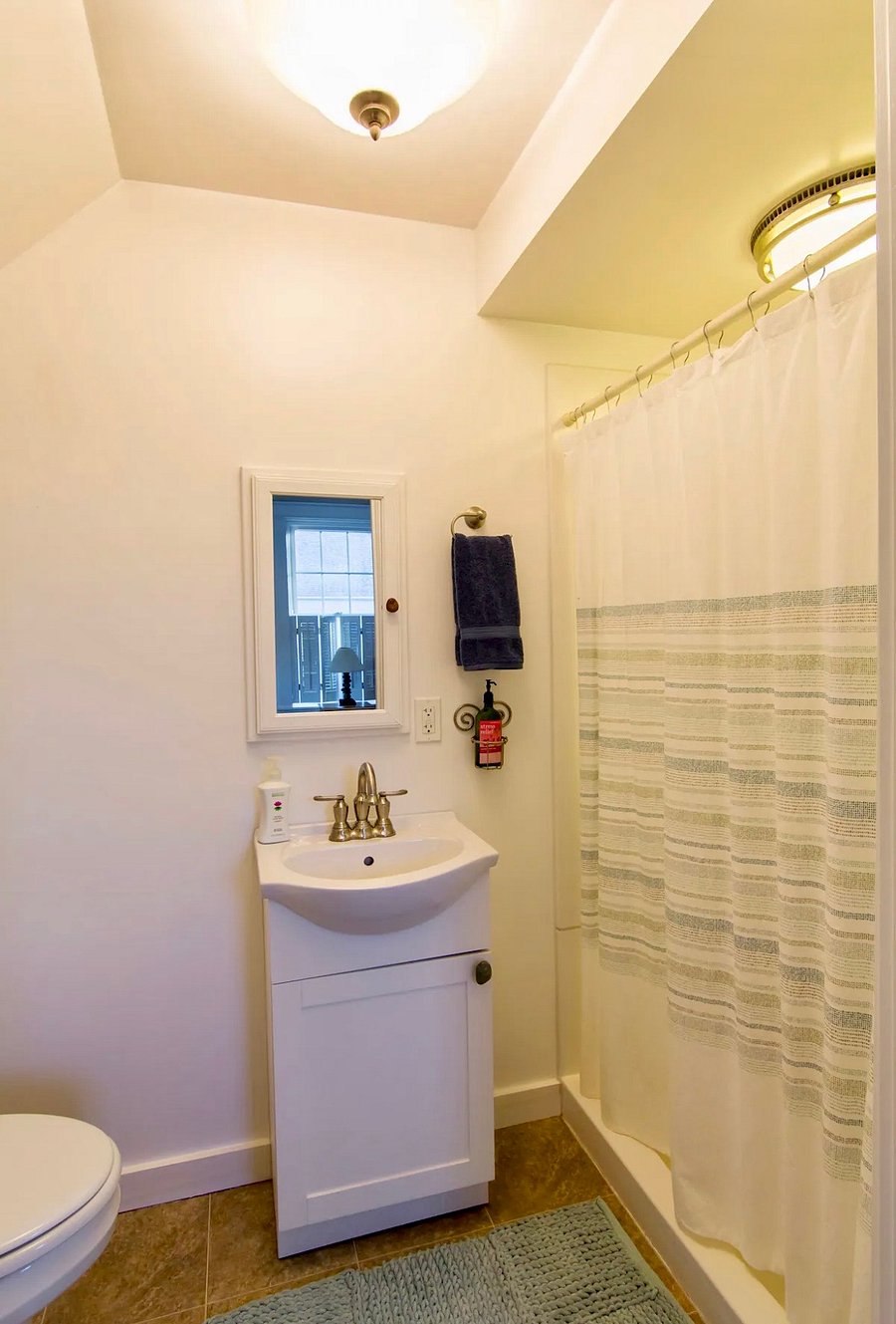 Furnished Finder property 1051753_1 photo 21