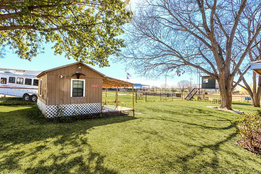 Furnished Finder property 1051759_1 photo 32
