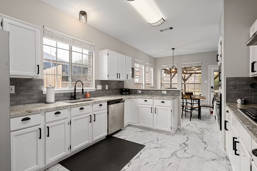 Furnished Finder property 1051770_1 photo 11